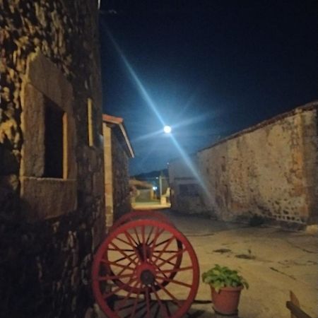 Posada Real La Vieja Chimenea-Spa Herreros Eksteriør bilde